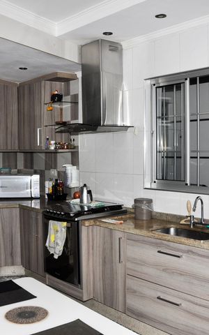 Casa à venda com 140m², 3 quartos e 1 vaga Casa à venda com 140m², 3 quartos e 1 vagaCozinha