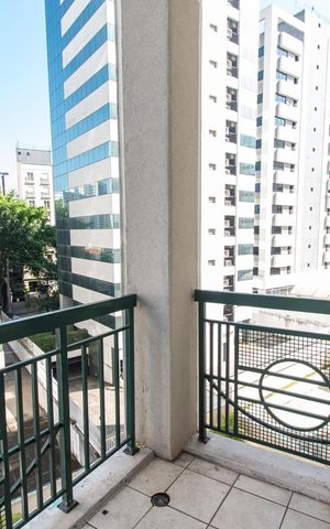 Apartamento à venda com 75m², 2 quartos e 1 vaga Apartamento à venda com 75m², 2 quartos e 1 vagaVaranda