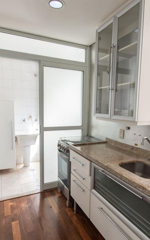 Apartamento à venda com 75m², 2 quartos e 1 vaga Apartamento à venda com 75m², 2 quartos e 1 vagaCozinha