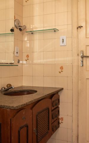 Casa à venda com 140m², 3 quartos e 2 vagasBanheiro Social