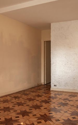 Casa à venda com 140m², 3 quartos e 2 vagasSala