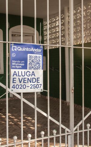 Casa à venda com 140m², 3 quartos e 2 vagasFrente