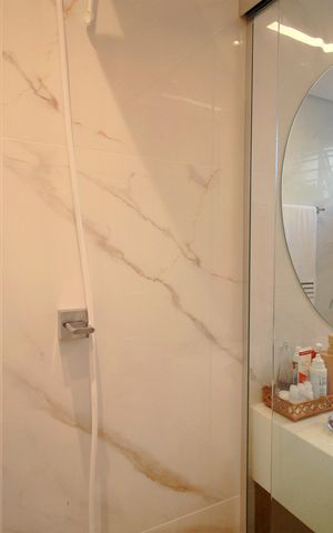 Apartamento à venda com 190m², 4 quartos e 3 vagasBanheiro da Suíte 2