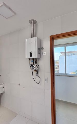 Apartamento à venda com 194m², 3 quartos e 2 vagas Apartamento à venda com 194m², 3 quartos e 2 vagasÁrea de Serviço