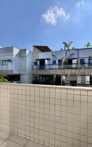 Apartamento à venda com 194m², 3 quartos e 2 vagas Apartamento à venda com 194m², 3 quartos e 2 vagasVaranda da Suíte 3