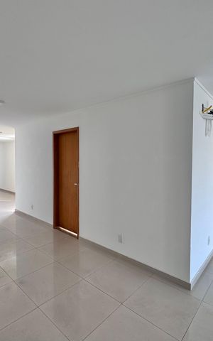 Apartamento à venda com 194m², 3 quartos e 2 vagas Apartamento à venda com 194m², 3 quartos e 2 vagasSala