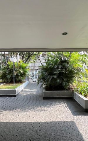 Apartamento à venda com 120m², 3 quartos e 1 vaga Apartamento à venda com 120m², 3 quartos e 1 vagaEntrada