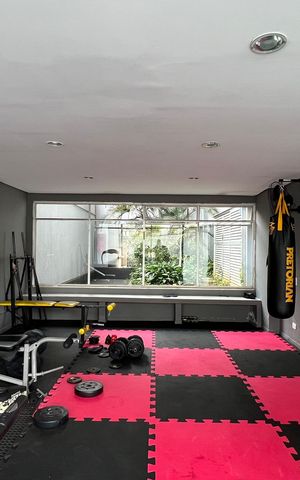 Apartamento à venda com 120m², 3 quartos e 1 vaga Apartamento à venda com 120m², 3 quartos e 1 vagaAcademia