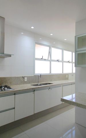 Apartamento para alugar com 127m², 4 quartos e 3 vagasCozinha