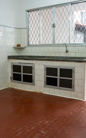 Casa à venda com 117m², 2 quartos e 1 vaga