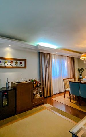 Apartamento para alugar com 223m², 3 quartos e 3 vagasSala