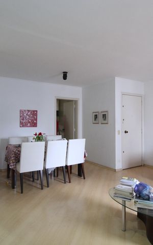 Apartamento à venda com 80m², 2 quartos e sem vagaSala