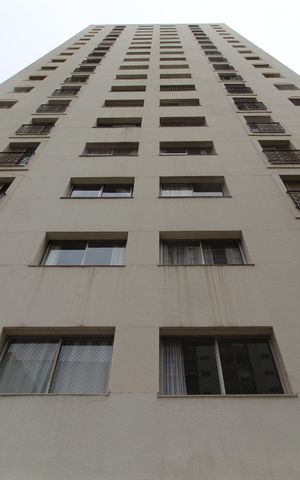 Apartamento à venda com 80m², 2 quartos e sem vagaFachada