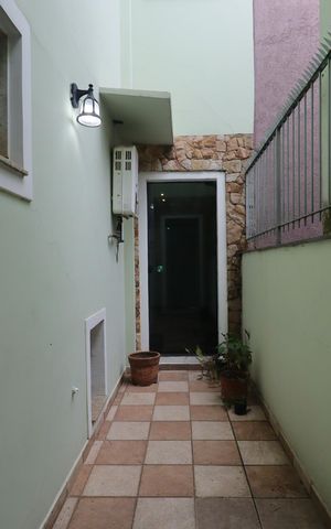 Casa à venda com 240m², 3 quartos e 5 vagasJardim de Inverno