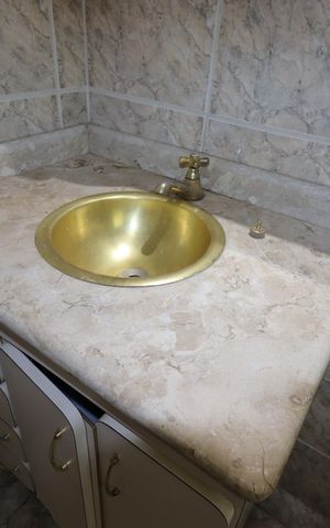 Casa à venda com 240m², 3 quartos e 5 vagasBanheiro Social 2 - Pia