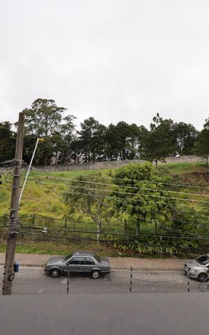 Casa à venda com 240m², 3 quartos e 5 vagasSacada da Suíte