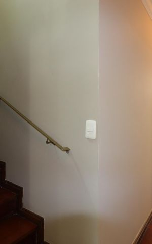 Casa à venda com 240m², 3 quartos e 5 vagasCorredor piso inferior