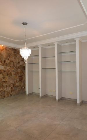 Casa à venda com 240m², 3 quartos e 5 vagasSala de Jantar