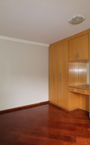 Casa à venda com 240m², 3 quartos e 5 vagasQuarto 2