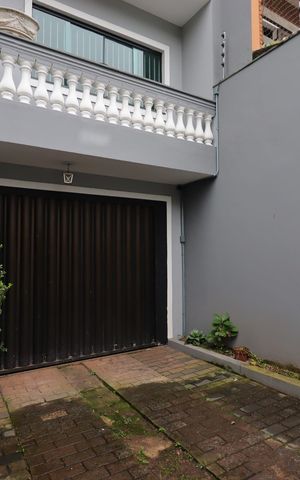 Casa à venda com 240m², 3 quartos e 5 vagasEntrada da Garagem