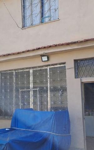 Casa à venda com 235m², 8 quartos e 1 vaga