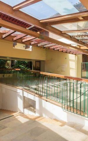 Casa à venda com 1005m², 5 quartos e 12 vagas