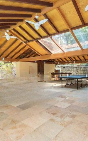 Casa à venda com 1005m², 5 quartos e 12 vagas