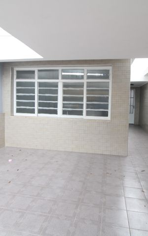 Casa à venda com 176m², 3 quartos e 2 vagasGaragem