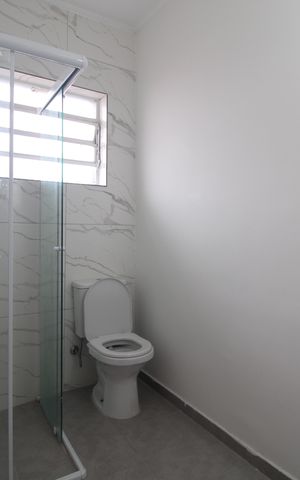 Casa à venda com 176m², 3 quartos e 2 vagasBanheiro Social