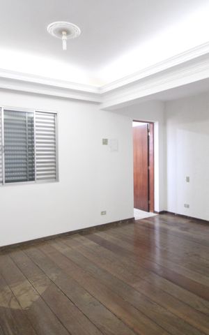 Casa à venda com 176m², 3 quartos e 2 vagasSuíte 2