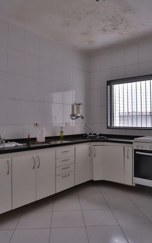 Casa à venda com 90m², 2 quartos e 1 vaga Casa à venda com 90m², 2 quartos e 1 vagaCozinha