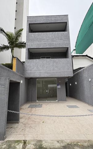 Studio para alugar com 21m², 1 quarto e sem vaga Studio para alugar com 21m², 1 quarto e sem vagaFachada + Placa