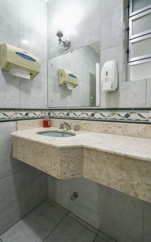 Apartamento à venda com 160m², 3 quartos e sem vagaBanheiro