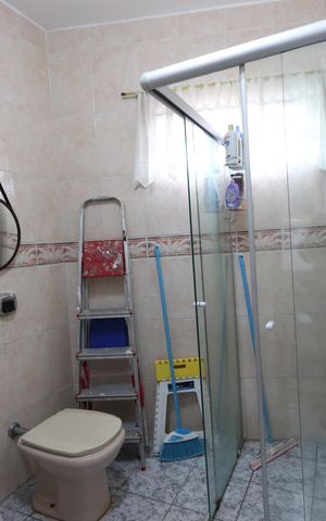 Casa à venda com 100m², 2 quartos e 3 vagasBanheiro