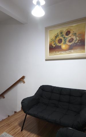 Casa à venda com 100m², 2 quartos e 3 vagasHall