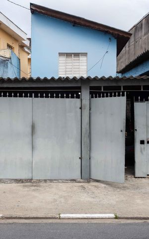 Casa à venda com 125m², 2 quartos e 2 vagasFachada