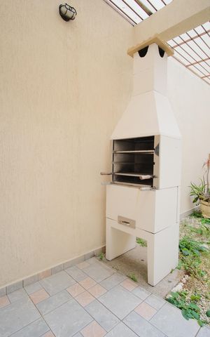 Casa à venda com 300m², 4 quartos e 4 vagasQuintal