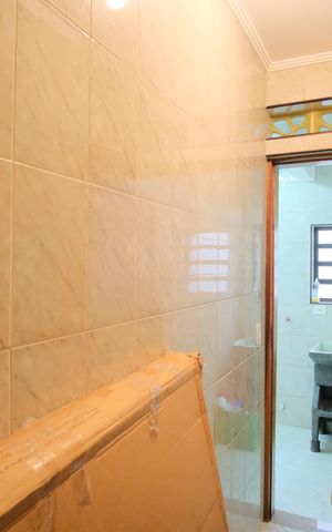 Casa à venda com 300m², 4 quartos e 4 vagasBanheiro de serviço