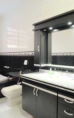 Casa à venda com 300m², 4 quartos e 4 vagasBanheiro da Suíte 3