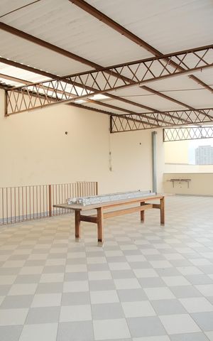 Casa à venda com 300m², 4 quartos e 4 vagasÁrea comum - Salão de festas