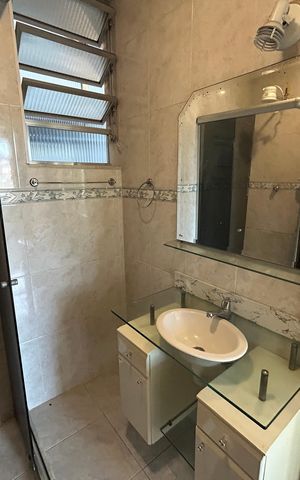 Apartamento à venda com 65m², 2 quartos e 1 vagaBanheiro