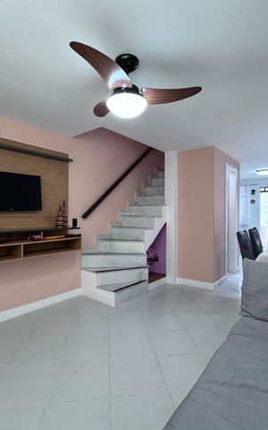 Casa à venda com 127m², 3 quartos e 1 vaga Casa à venda com 127m², 3 quartos e 1 vagaSala