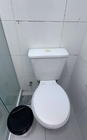 Casa à venda com 127m², 3 quartos e 1 vaga Casa à venda com 127m², 3 quartos e 1 vagaBanheiro da Suíte 1