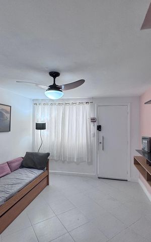Casa à venda com 127m², 3 quartos e 1 vaga Casa à venda com 127m², 3 quartos e 1 vagaSala