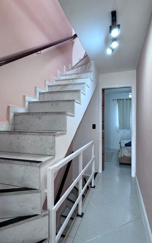 Casa à venda com 127m², 3 quartos e 1 vaga Casa à venda com 127m², 3 quartos e 1 vagaCorredor