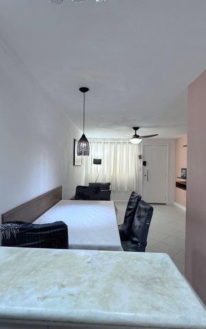 Casa à venda com 127m², 3 quartos e 1 vaga Casa à venda com 127m², 3 quartos e 1 vagaSala