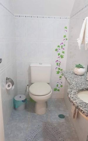 Casa à venda com 360m², 4 quartos e 2 vagas