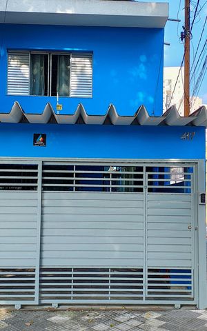 Casa de condomínio à venda com 184m², 3 quartos e 3 vagasFachada