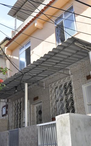 Casa de condomínio à venda com 70m², 2 quartos e sem vagaÁrea comum