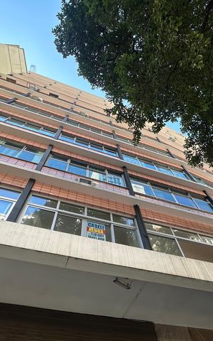 Apartamento à venda com 130m², 3 quartos e sem vaga Apartamento à venda com 130m², 3 quartos e sem vagaFachada